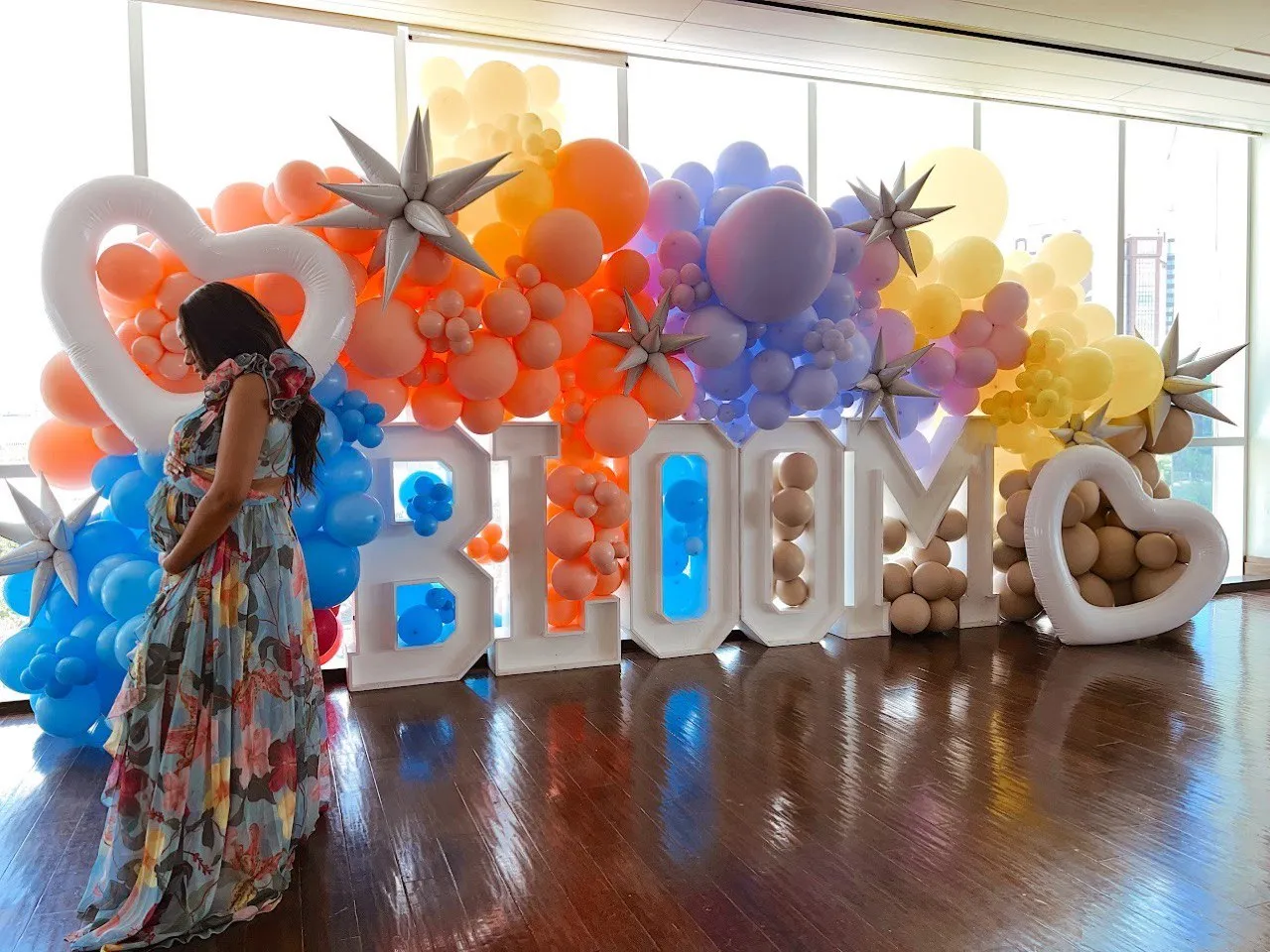 Balloons and letters